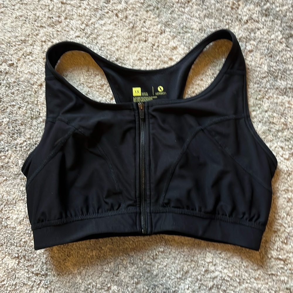Xersion zip up sports bra